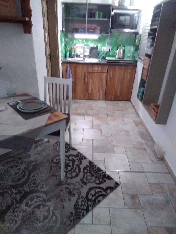 Monteur-Ferienwohnung Ot Naundorf Naundorf  Extérieur photo