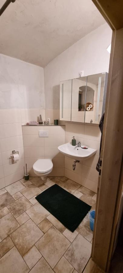 Monteur-Ferienwohnung Ot Naundorf Naundorf  Extérieur photo