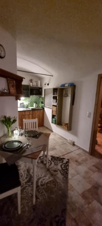 Monteur-Ferienwohnung Ot Naundorf Naundorf  Extérieur photo